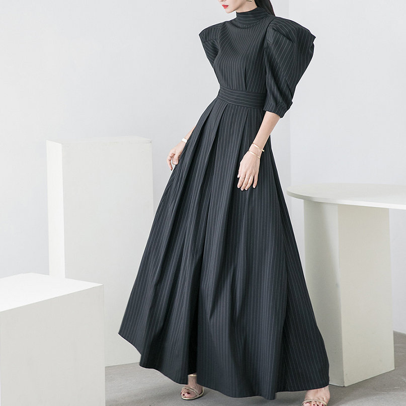 秋アイテムSALE10/19まで】パフスリーブワイドレッグジャンプ 秋アイテムSALE10/19まで】パフスリーブワイドレッグジャンプ