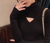 【新作早割11/18まで】デコルテスリットタートルニットトップス01537