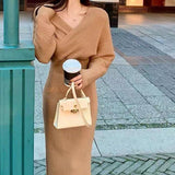 【新色追加！】【新作早割12/9まで】Vネックニットワンピース01306