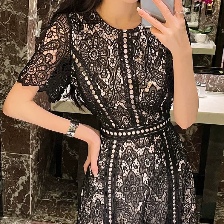 ✨新品タグ付✨TOCCA✨バタフライ メドウ✨ワンピース✨ 表参道限定✨サイズ2 セール】 【消臭＆洗える】COMING UP ROSES ドレス （ロング