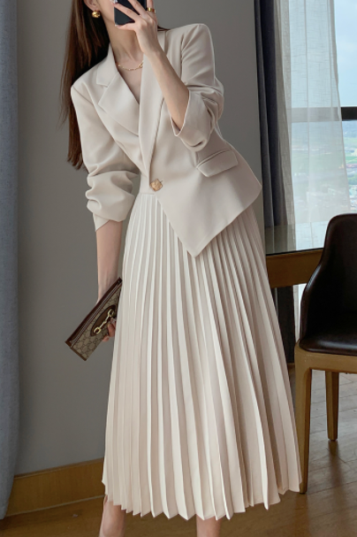 アシンメトリージャケット風プリーツワンピース00646 – Okia-official アシンメトリージャケット風プリーツワンピース00646 – Okia-official