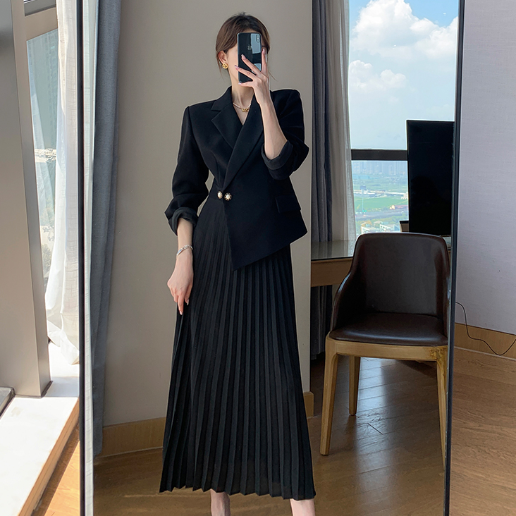 Maglie par ef-de アシンメトリープリーツワンピース